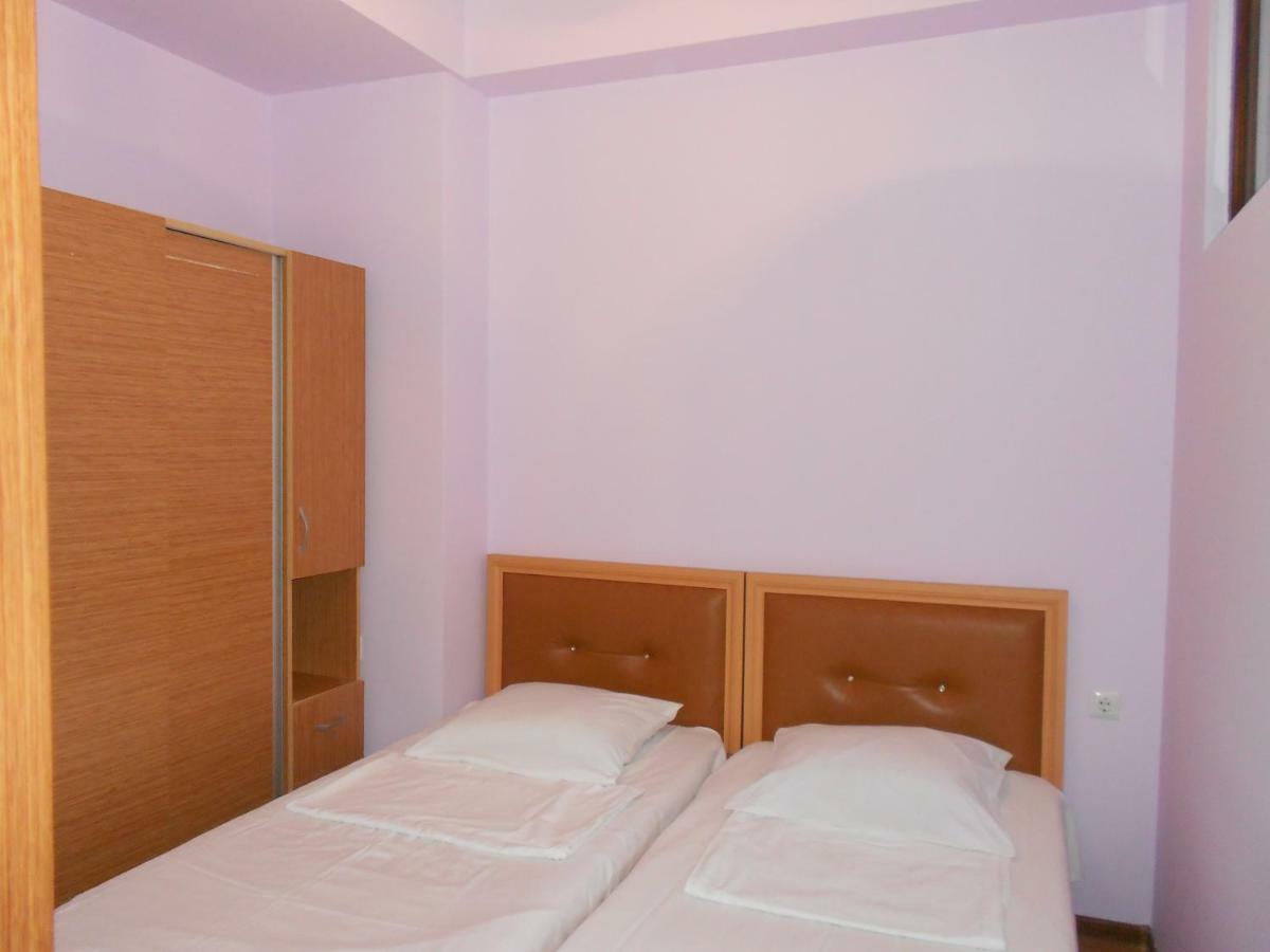Two Bedroom Apartment Subtropic City Батуми Екстериор снимка
